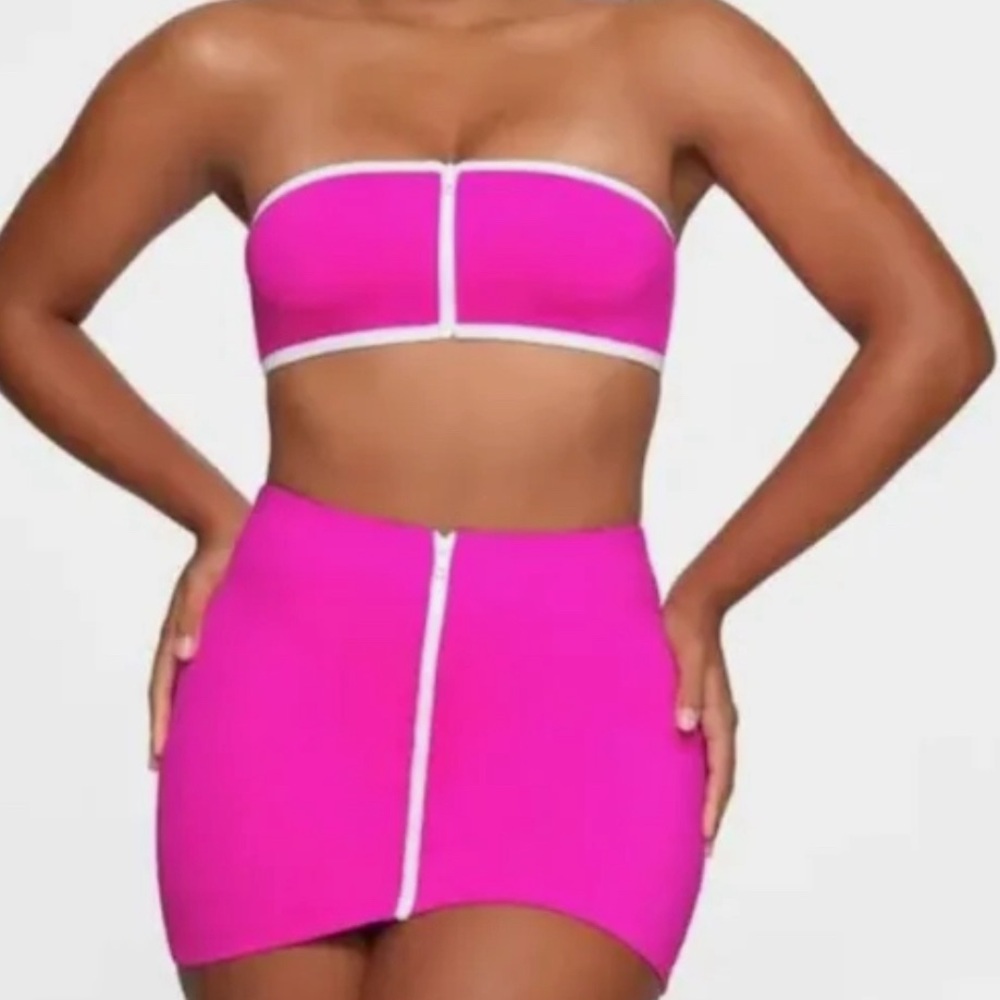 SKIMS Sporty Zipper Swim Bandeau Bikini Top NWT